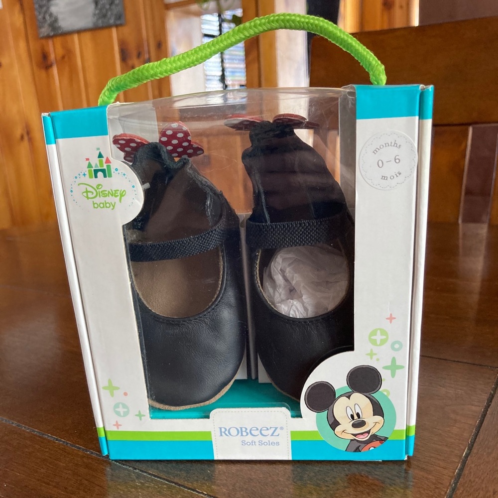 New in box Minnie Robeez!